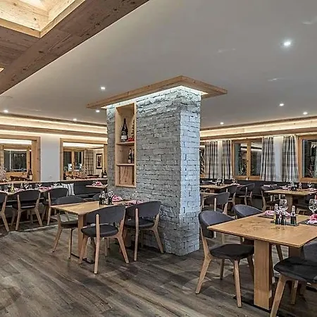Otel Val Saraina
