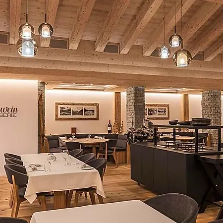 Val Saraina Otel