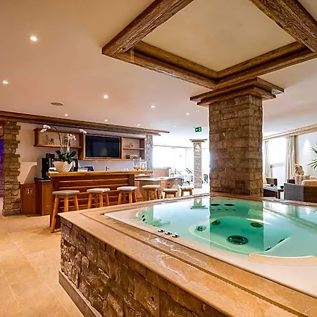 Otel Val Saraina *